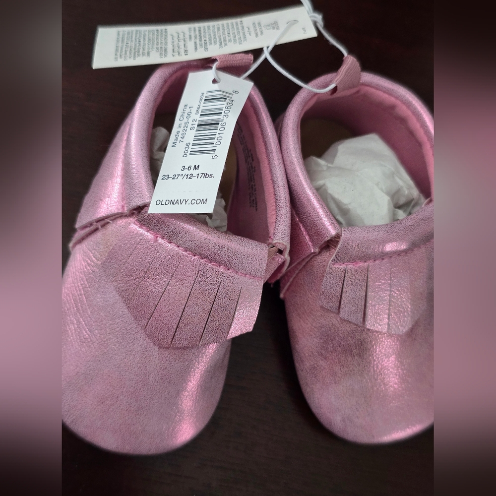 Old Navy Baby Booties